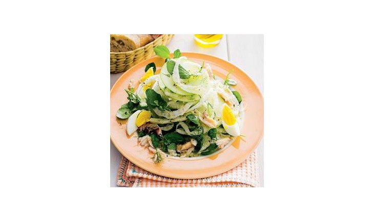 Venkelsalade met gerookte forel