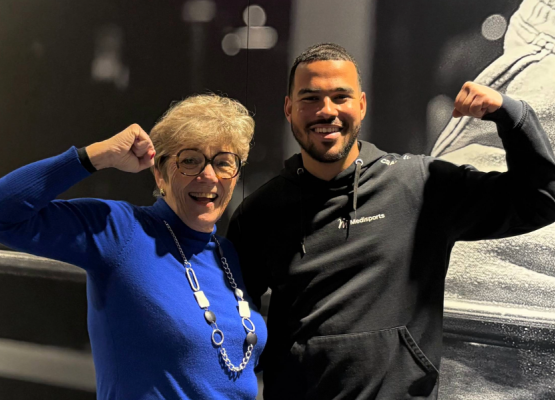 Door het enthousiasme en de kundigheid van de coaches kom ik steeds beter in mijn vel te zitten